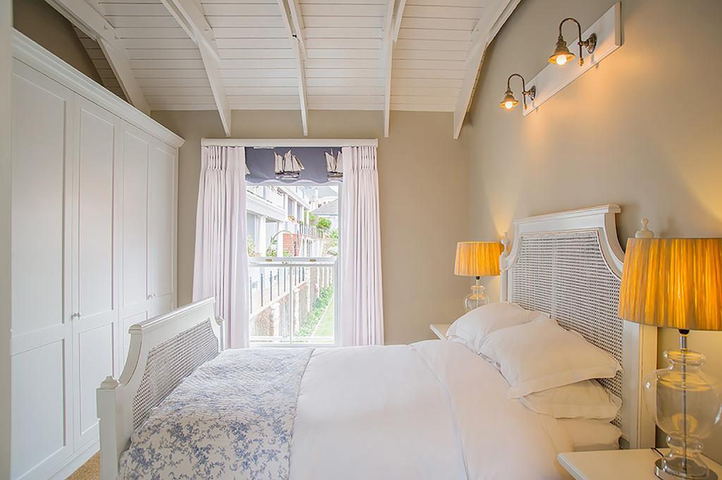 Вилла Charming Coastal Townhouse At The Majestic Калк-Бей Номер фото